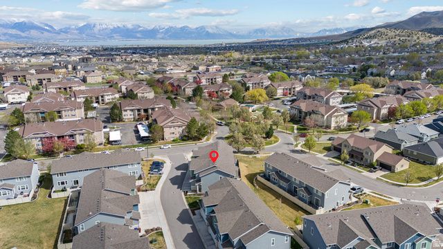 3326 E CALEDONIA AVE, Eagle Mountain, UT 84005