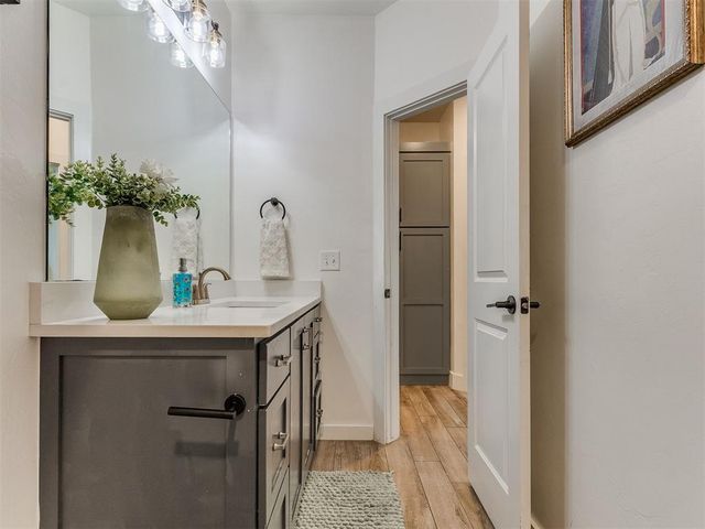 741 E Barajas Terrace, Mustang, OK 73064