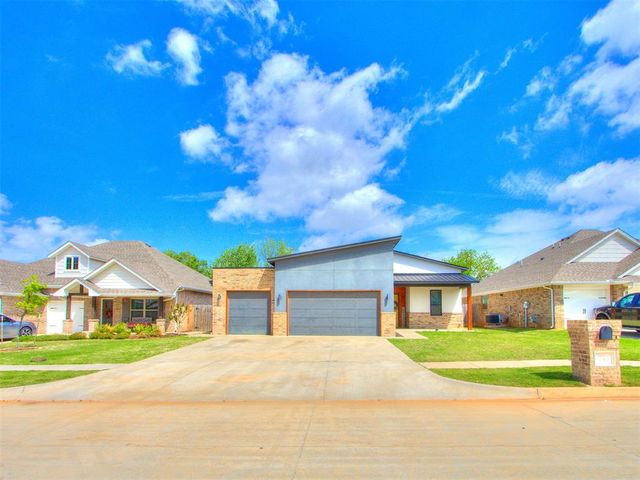 741 E Barajas Terrace, Mustang, OK 73064