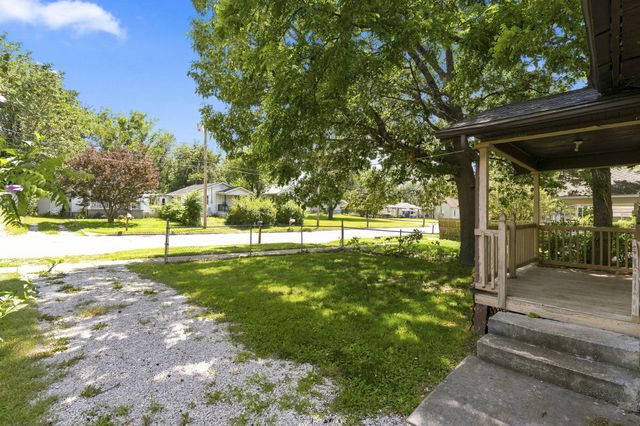 921 W Chicago Street, Springfield, MO 65803