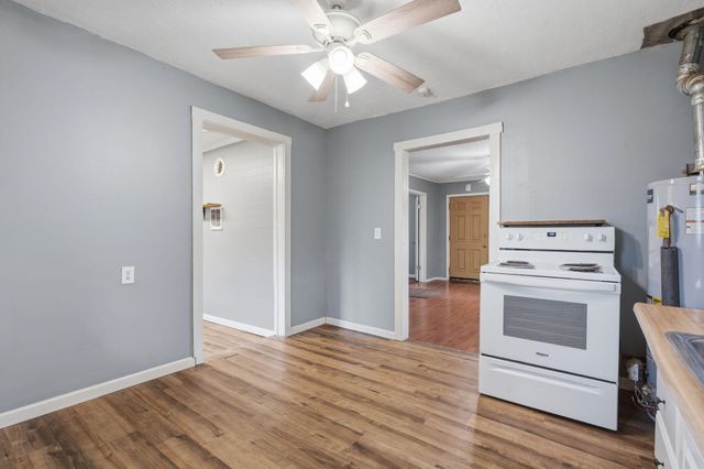 921 W Chicago Street, Springfield, MO 65803