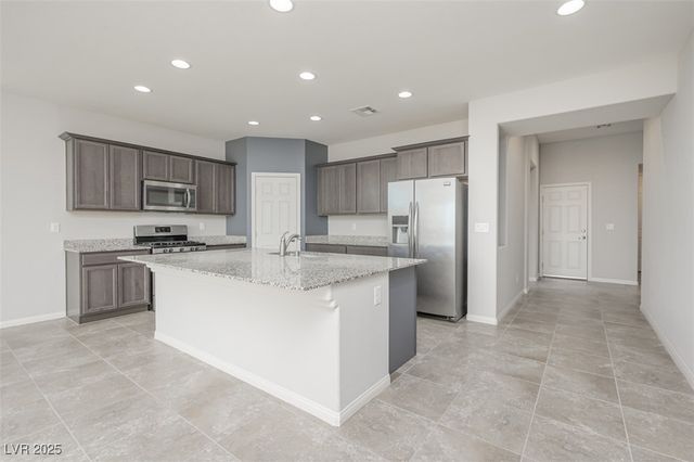 2039 Port Royal Drive, Laughlin, NV 89029