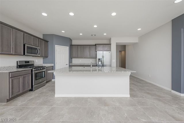 2039 Port Royal Drive, Laughlin, NV 89029