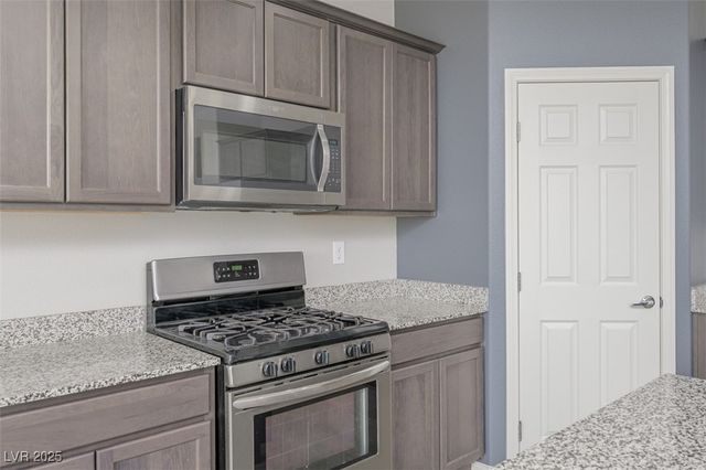 2039 Port Royal Drive, Laughlin, NV 89029