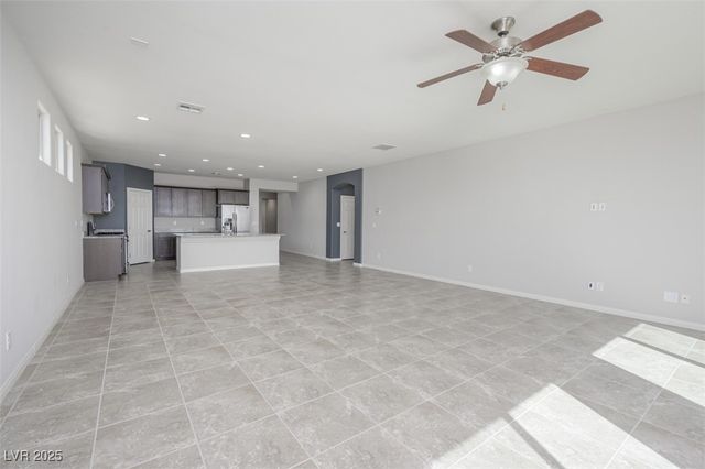 2039 Port Royal Drive, Laughlin, NV 89029