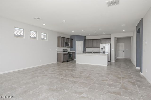 2039 Port Royal Drive, Laughlin, NV 89029