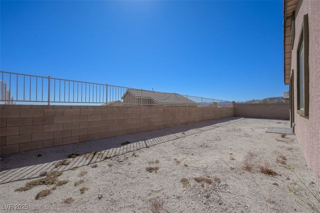 2039 Port Royal Drive, Laughlin, NV 89029