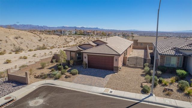 2039 Port Royal Drive, Laughlin, NV 89029