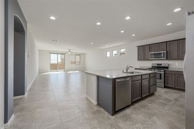 2039 Port Royal Drive, Laughlin, NV 89029