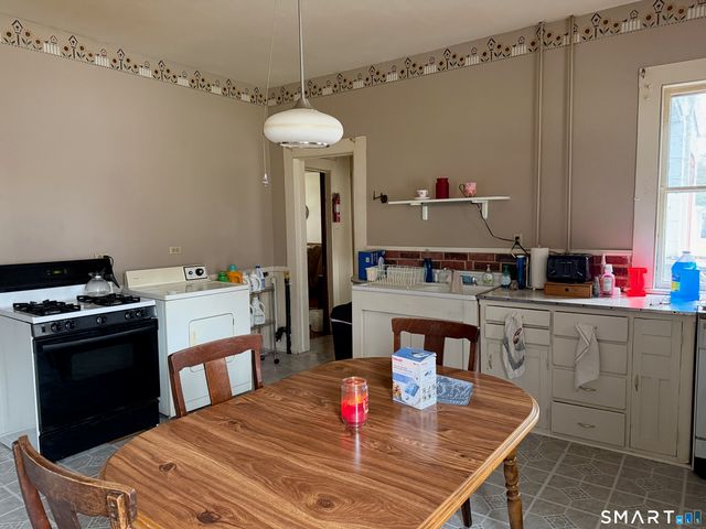 510 Corbin Avenue, New Britain, CT 06052