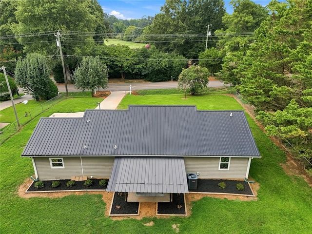 1015 Erwin Hill Church Road SE, Calhoun, GA 30701
