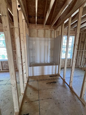 648 Avondale Road, Oak Grove, KY 42262