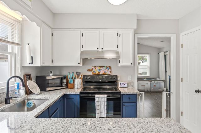 134 Coachman Ln., Surfside Beach, SC 29575