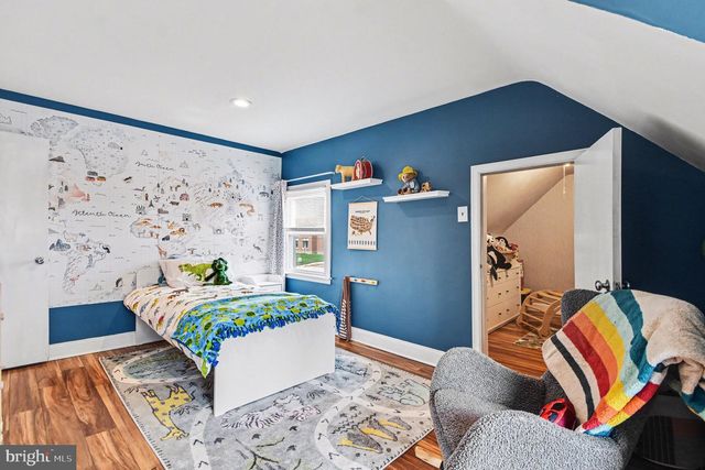 916 E GOWEN AVE, Philadelphia, PA 19150