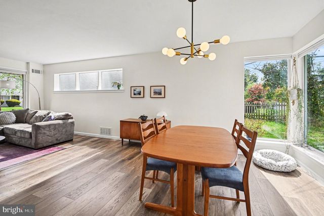 916 E GOWEN AVE, Philadelphia, PA 19150