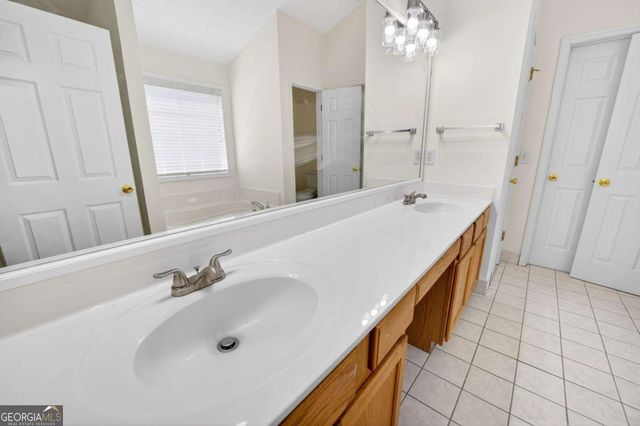 388 Weatherstone Place, Woodstock, GA 30188