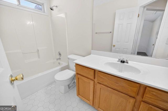 388 Weatherstone Place, Woodstock, GA 30188