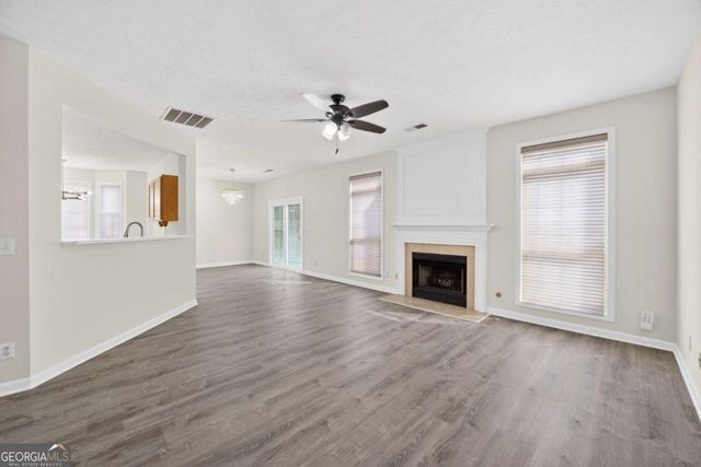 388 Weatherstone Place, Woodstock, GA 30188