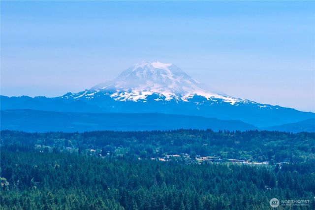 7801 207th Street Ct E, Spanaway, WA 98387
