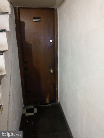301 N CALHOUN ST, Baltimore, MD 21223