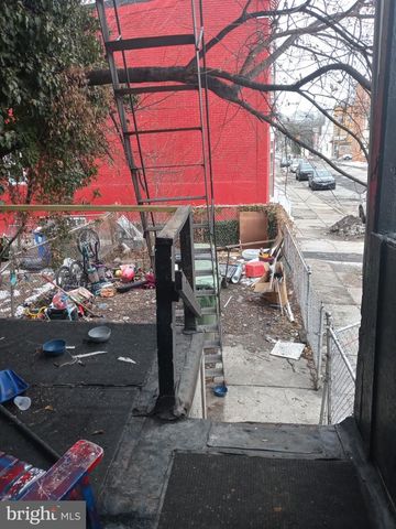 301 N CALHOUN ST, Baltimore, MD 21223
