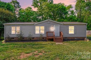 942 Stones Throw Drive, Concord, NC 28025