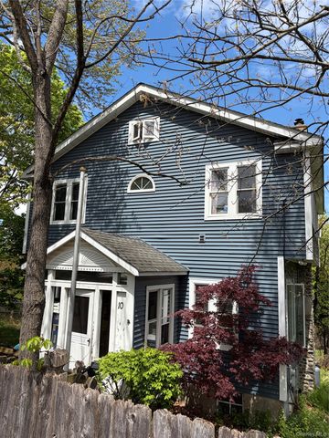 10 Willard Place, Monroe, NY 10950