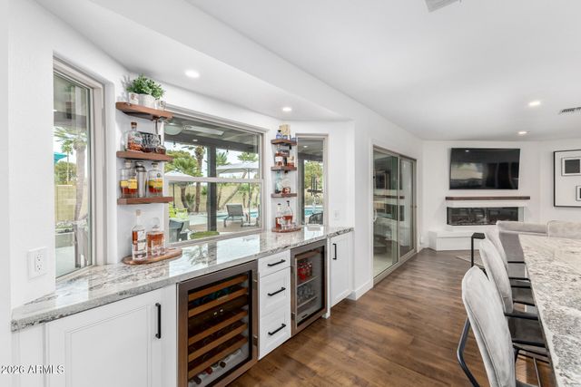 3220 E HATCHER Road, Phoenix, AZ 85028