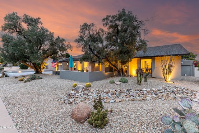 3220 E HATCHER Road, Phoenix, AZ 85028