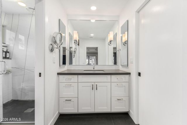 3220 E HATCHER Road, Phoenix, AZ 85028