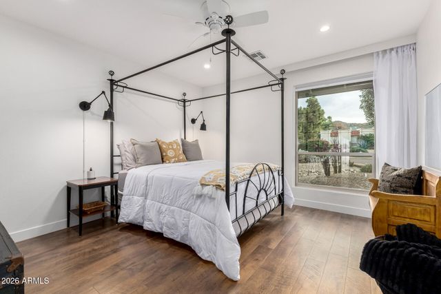 3220 E HATCHER Road, Phoenix, AZ 85028