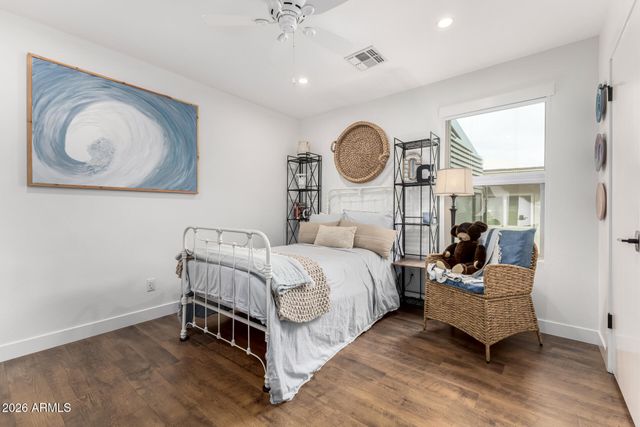 3220 E HATCHER Road, Phoenix, AZ 85028