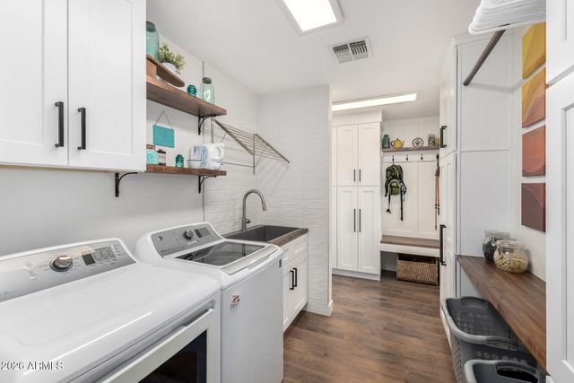 3220 E HATCHER Road, Phoenix, AZ 85028