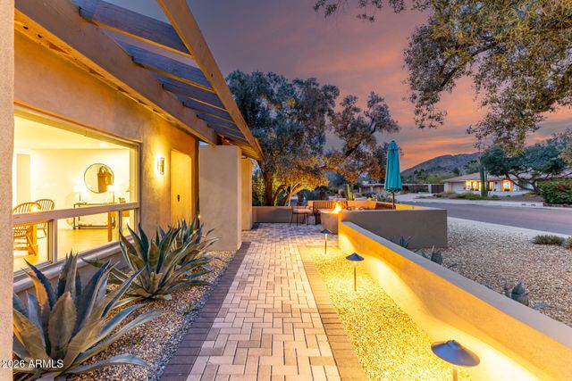 3220 E HATCHER Road, Phoenix, AZ 85028