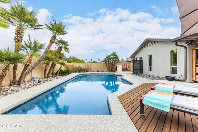 3220 E HATCHER Road, Phoenix, AZ 85028