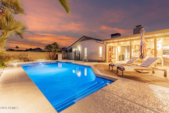 3220 E HATCHER Road, Phoenix, AZ 85028