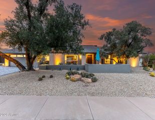 3220 E HATCHER Road, Phoenix, AZ 85028