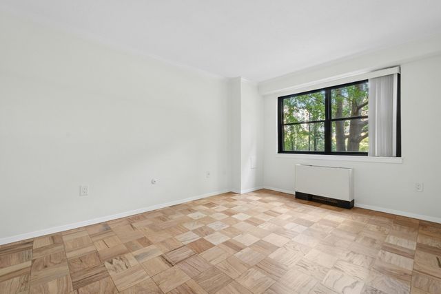 9 Hawthorne Pl 2J, Boston, MA 02114