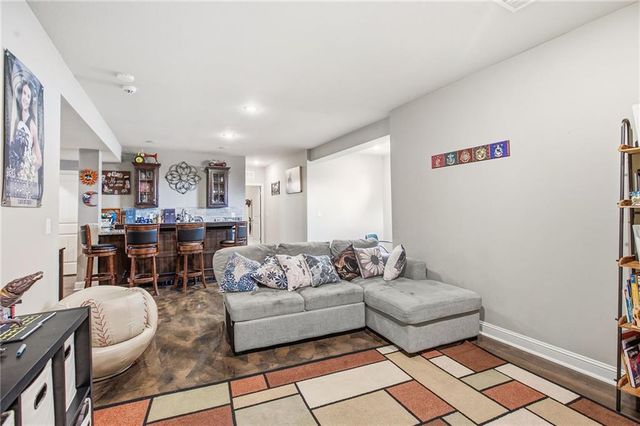 1904 Red Bud Court, Raymore, MO 64083