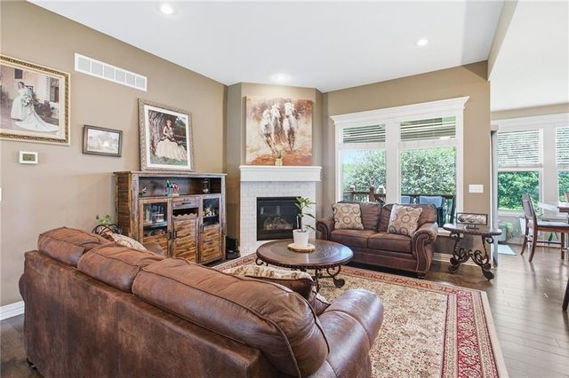 1904 Red Bud Court, Raymore, MO 64083