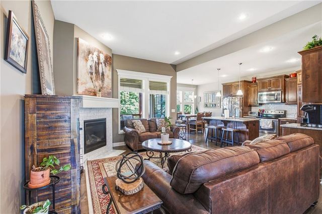 1904 Red Bud Court, Raymore, MO 64083