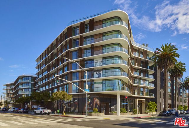 700 Broadway PH 715, Santa Monica, CA 90401