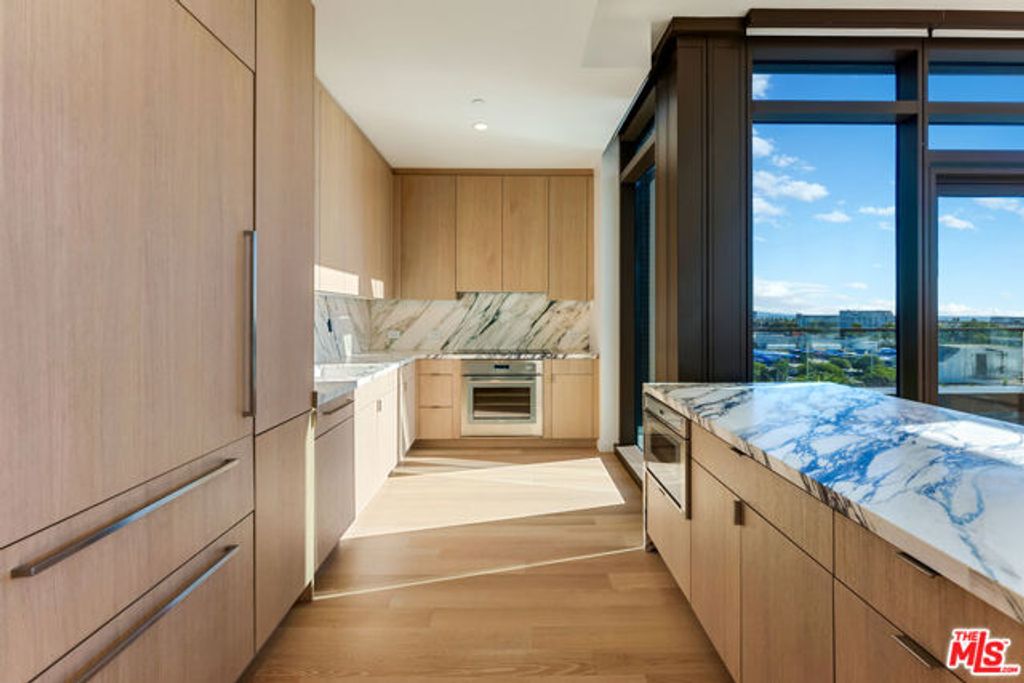 700 Broadway PH 715, Santa Monica, CA 90401