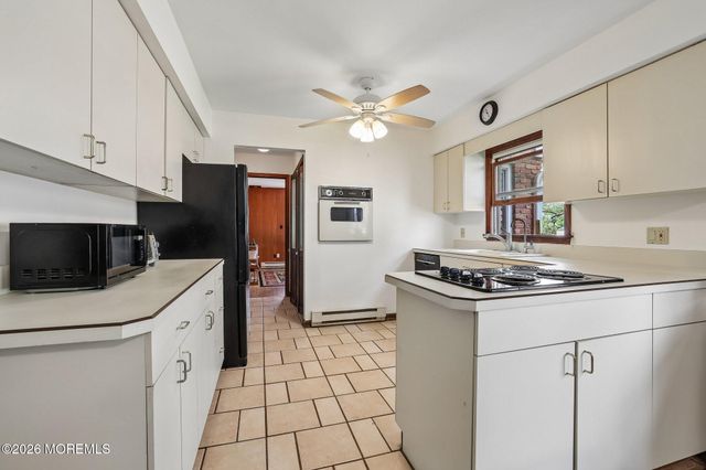 38 Crine Road, Morganville, NJ 07751