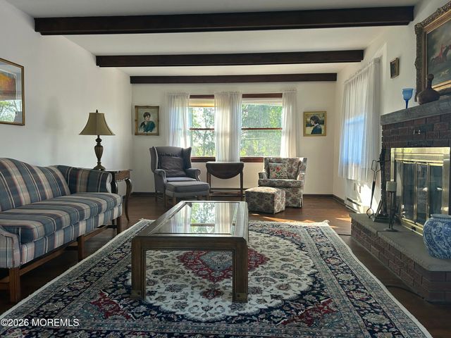 38 Crine Road, Morganville, NJ 07751