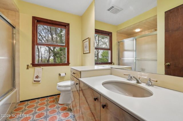 38 Crine Road, Morganville, NJ 07751