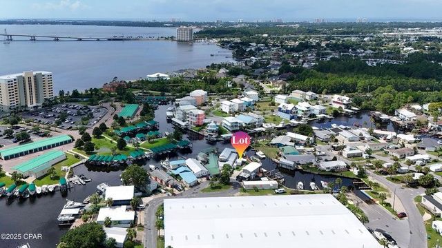 927 Marina Drive, Panama City Beach, FL 32407