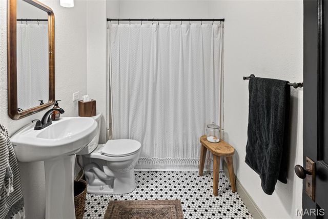 720 Henry Street, Collinsville, IL 62234