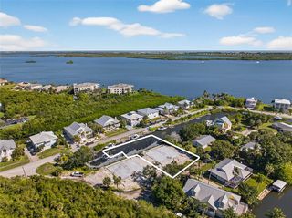 5270 94th Lane, Sebastian, FL 32958