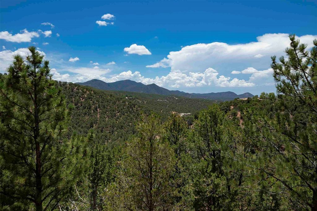 1225 N Summit, lot 4, Santa Fe, NM 87501